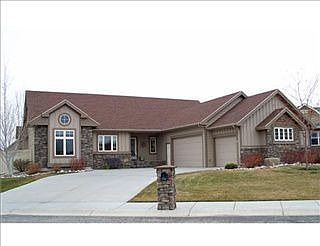 1st image of 2352 Crimson Ln