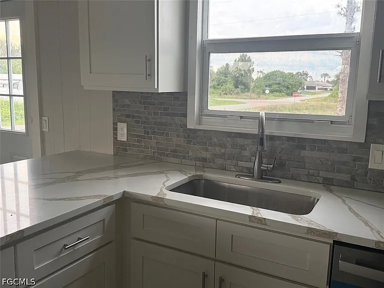 3118 7th St SW — Photo 8