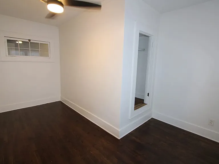 1020 25th St #3 — Photo 2