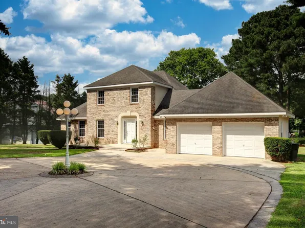913 S Schumaker Dr, Salisbury, MD 21804