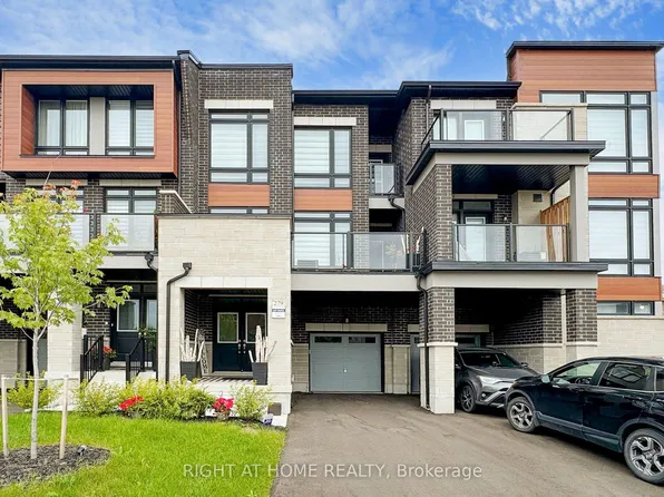 279 Moody Dr, Vaughan, ON L4H 3Y3