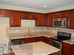 602 Grasswren Way, Greensboro, NC 27409