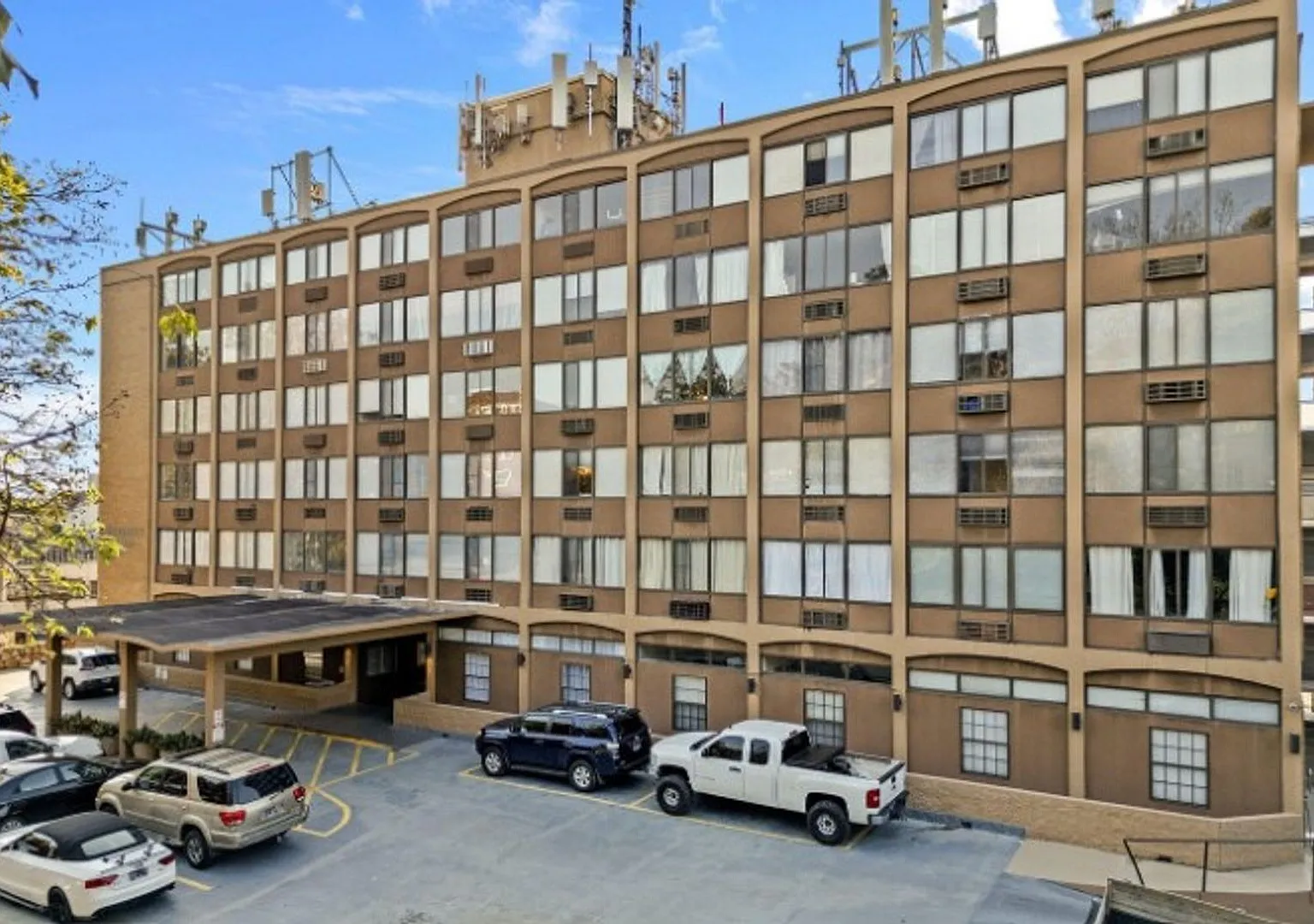 Knoxville 37916 - Studio condo - Within walking distance to University of Tennessee and Ft Sander... — Photo 1