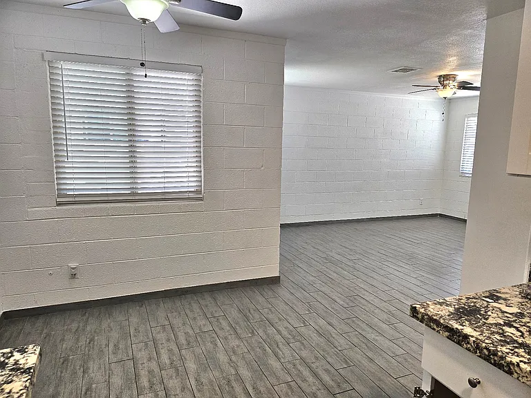 4117 E Moreland St #2 — Photo 10