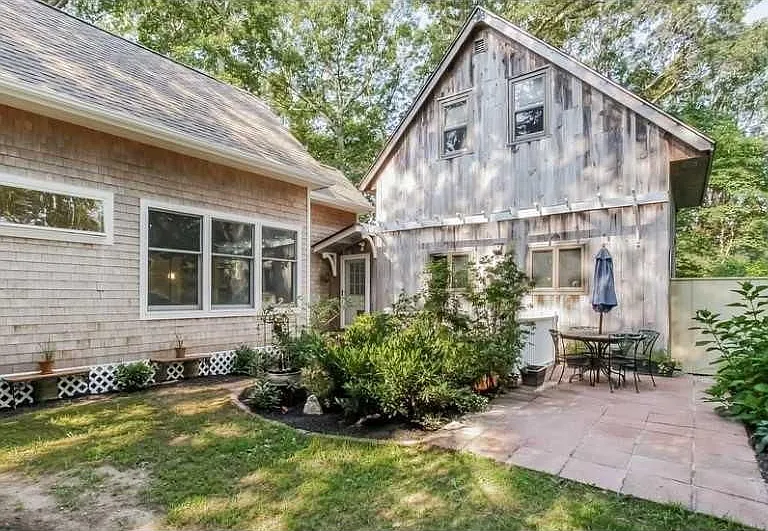 49 Sanford Ave — Photo 15