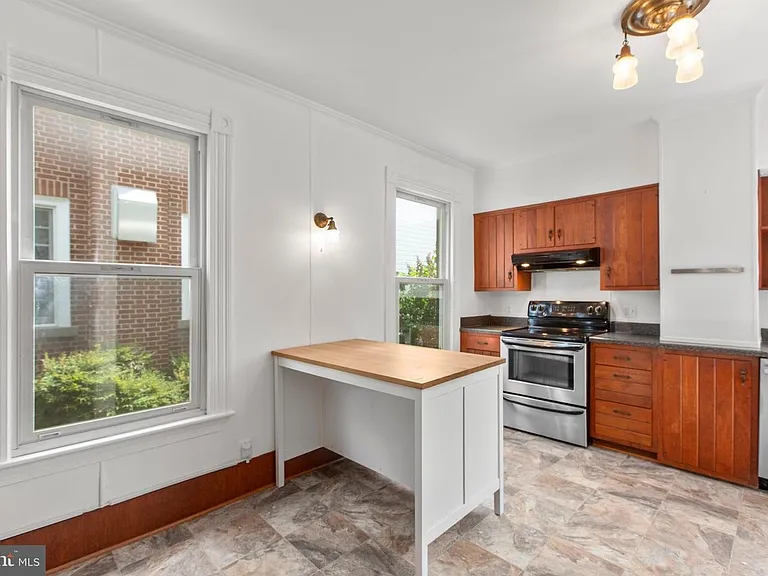 1404 Washington Ave — Photo 13