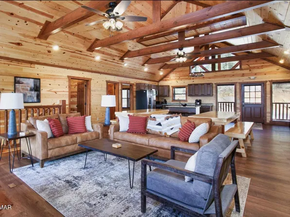 2640 Jerusalem Way, Sevierville, TN 37876