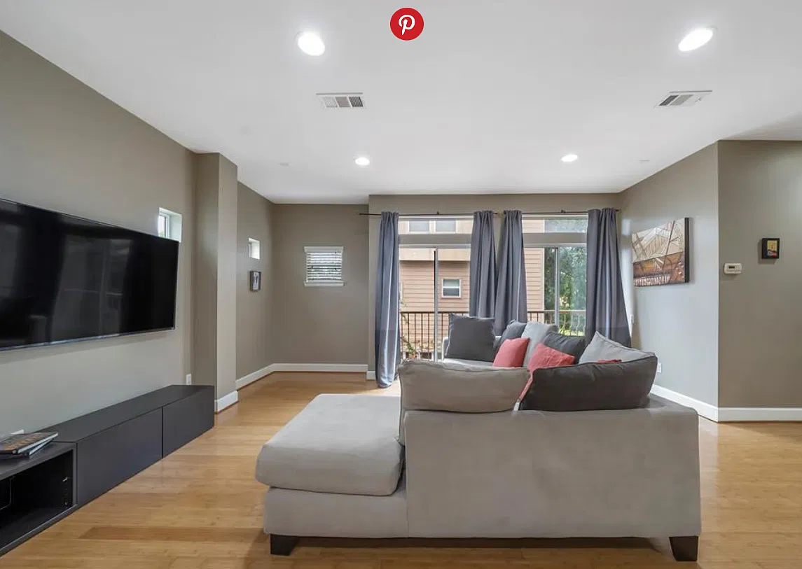 2 bed, 2.5 bath, 1771 sqft, $1,320 — Photo 4