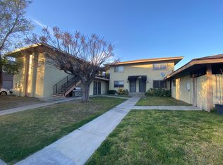 368 S Forest Ave, Rialto, CA 92376