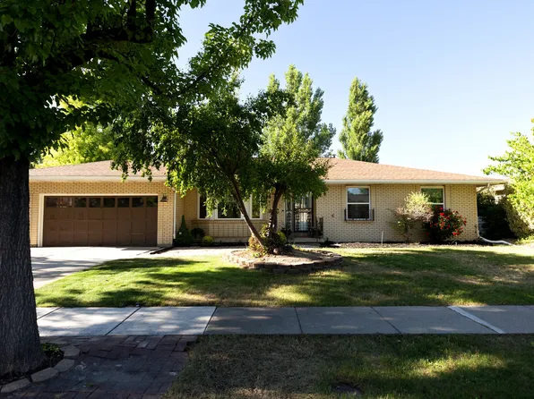 780 W Walden Hills Dr, Murray, UT 84123