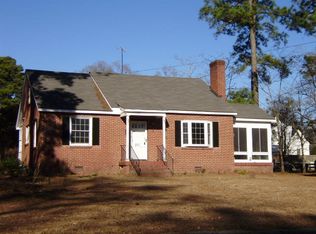 601 Rhodes Ave, Kinston, NC 28501