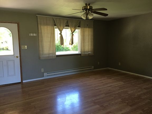 2nd image of 3700 Lower River Rd