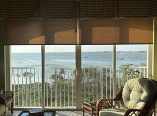 27 Harbour Isle Dr W #PENTHOUSE 4, Fort Pierce, FL 34949