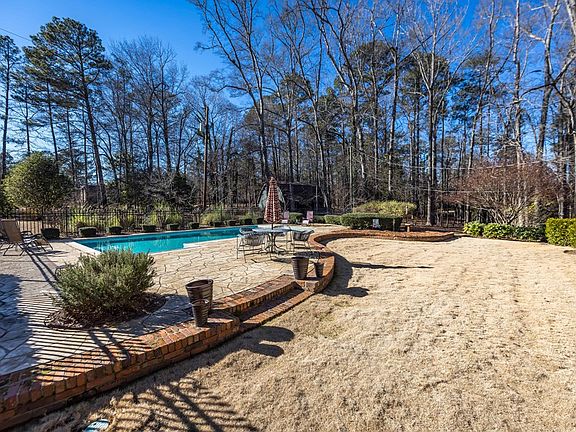 5th image of 13965 Cross Creek Rd