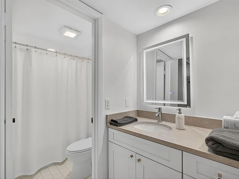 1700 Embassy Dr #103 — Photo 47