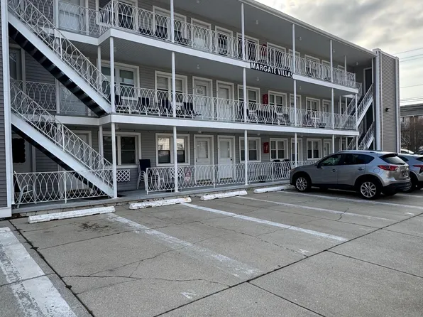 9315 Atlantic Ave APT 31, Margate City, NJ 08402