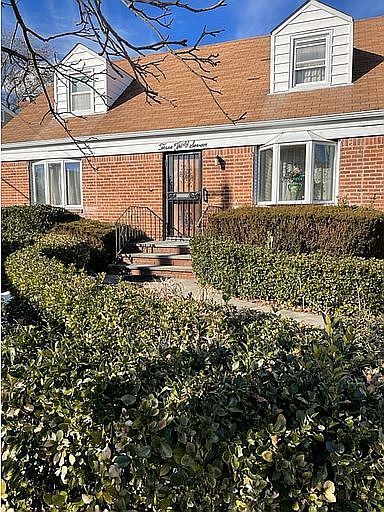 1st image of 337 Bryn Mawr Rd