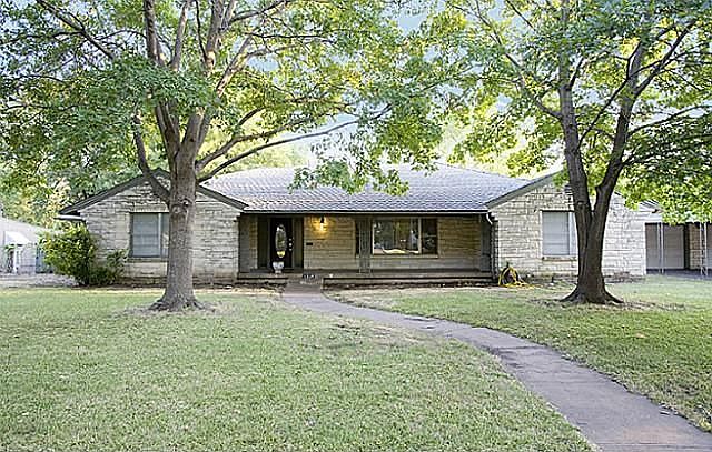 1st image of 6214 Parkdale Dr