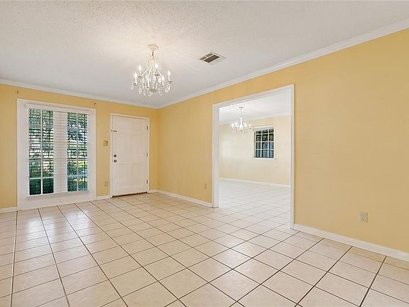2nd image of 513 Andrews Ave