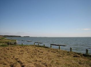 748 Seaview St #748, Greenbackville, VA