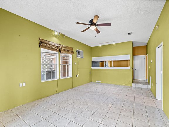 4th image of 5650 Cruzat Way