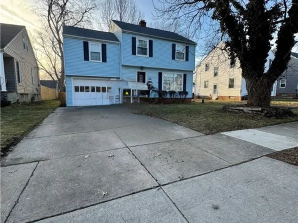 1316 Gordon Rd, Lyndhurst, OH 44124