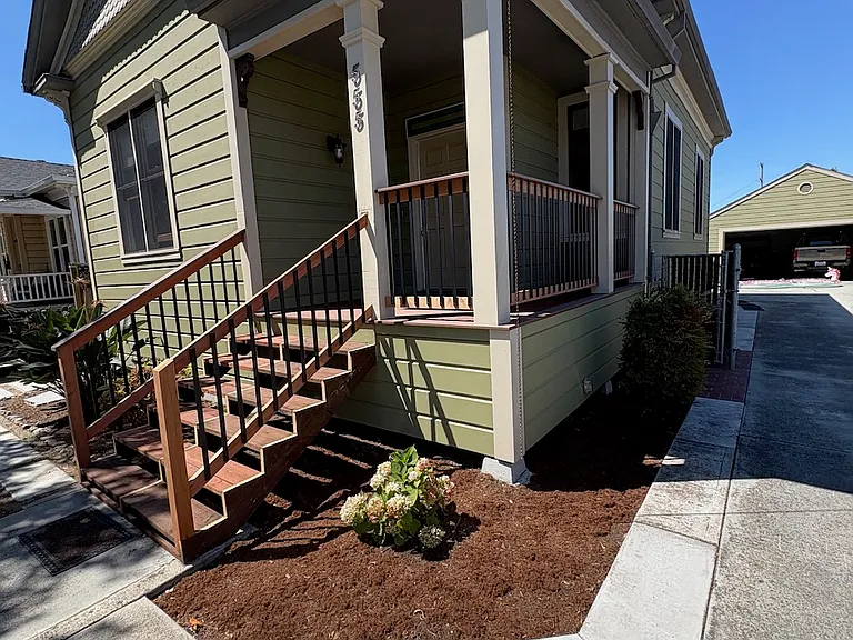 555 N 20th St — Photo 21