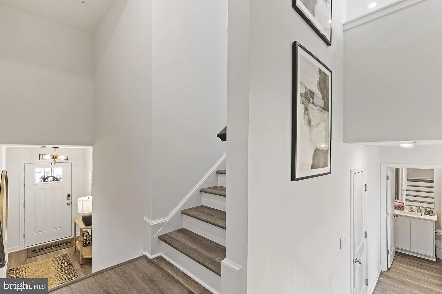 3 bed, 3.5 bath, 1728 sqft, $3,495 — Photo 3