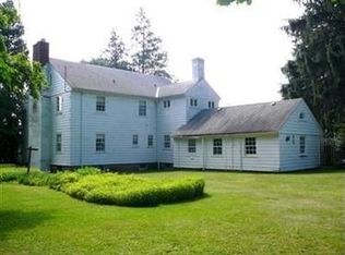 36205 Miles Rd, Moreland Hills, OH 44022