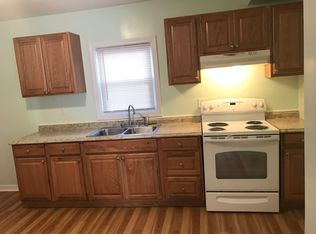 198 Robinson Ave #1, Pawtucket, RI 02861