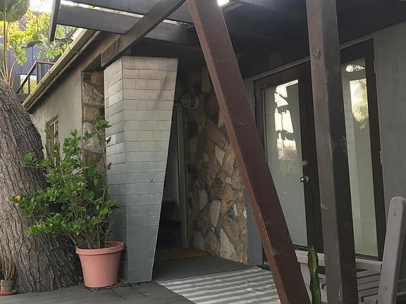 Front Deck entrance w french doors