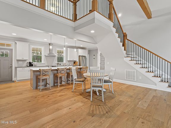 5th image of 100 Shartree Farms Lane
