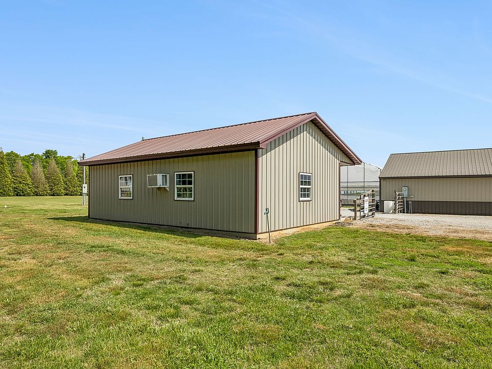 7th image of 2461 Bodenham Rd
