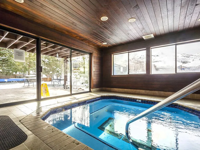 Indoor hot tub