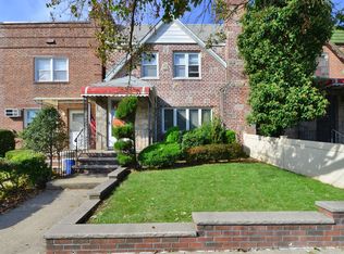 2004 150th St, Flushing, NY 11357