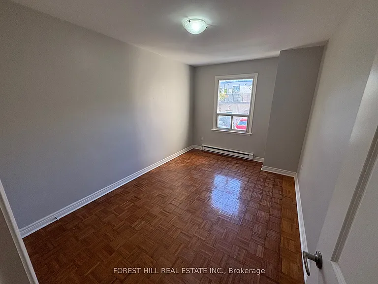 341 Lakeshore Rd E #2 — Photo 10
