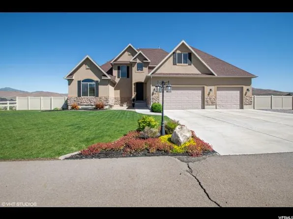 2479 E Prairie View Dr, Eagle Mountain, UT 84005