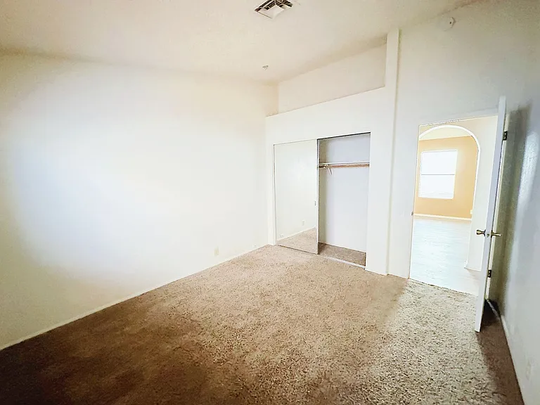 11050 N 111th Way — Photo 17