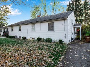 22 Pendlewood Dr, Cheektowaga, NY 14225