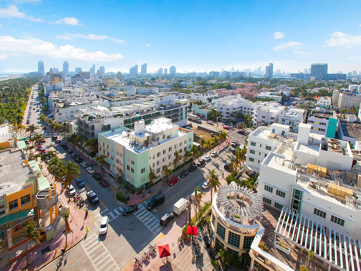 1500 Ocean Drive Condo — Photo 4