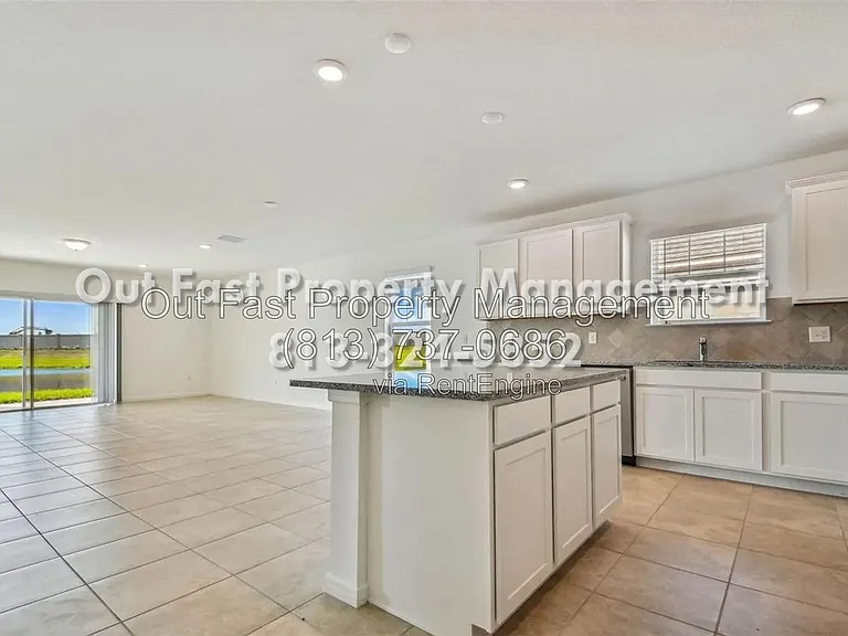 3872 Capri Coast Dr — Photo 5