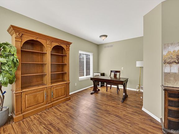 4th image of 1783 Andover Blvd