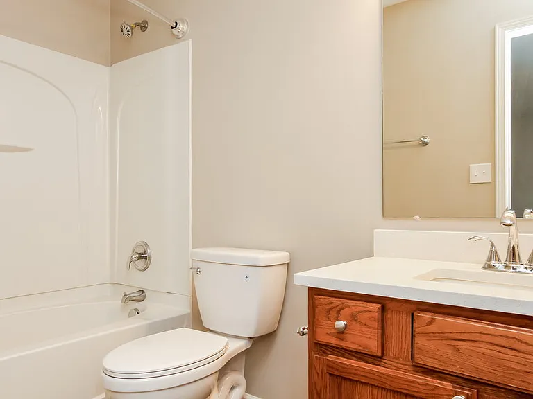 102 Clacton Ct — Photo 15