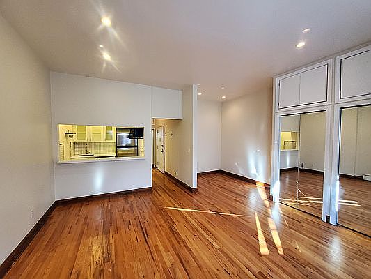 2nd image of 119 W 120th St APT 2