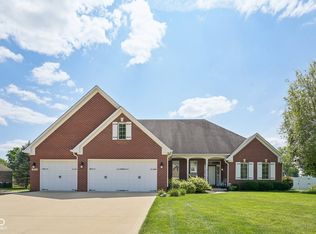 10767 Shiloh Wood Ct, Indianapolis, IN 46234
