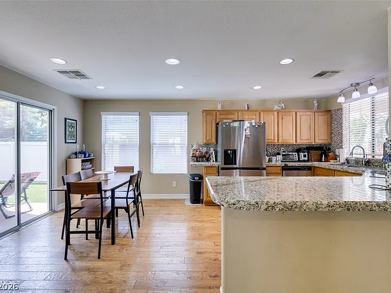 2619 Begonia Valley Ave — Photo 17