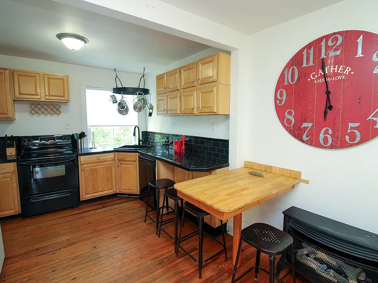 375 Weaverville Rd #3 — Photo 5