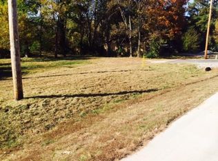 3695 E Huntsville Rd, Fayetteville, AR 72701