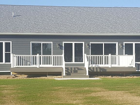 2nd image of 1505 Marion Country Club Dr