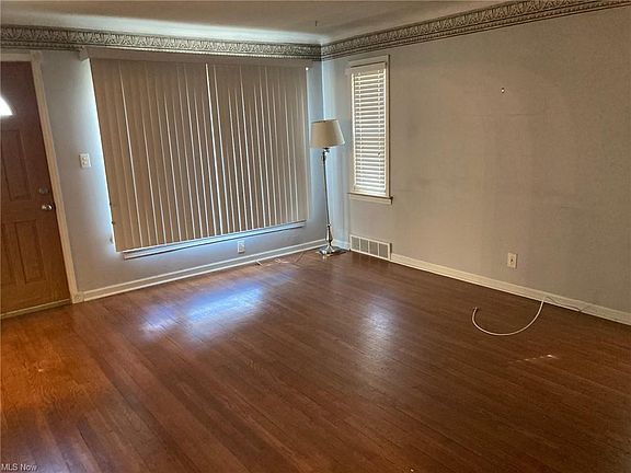 4th image of 7907 Dartworth Dr